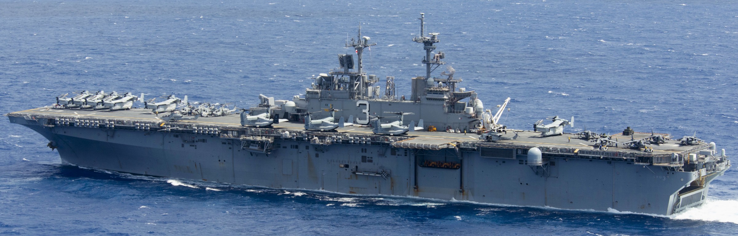 lhd-3 uss kearsarge wasp class amphibious assault ship us navy marines vmm-162 atlantic ocean 147