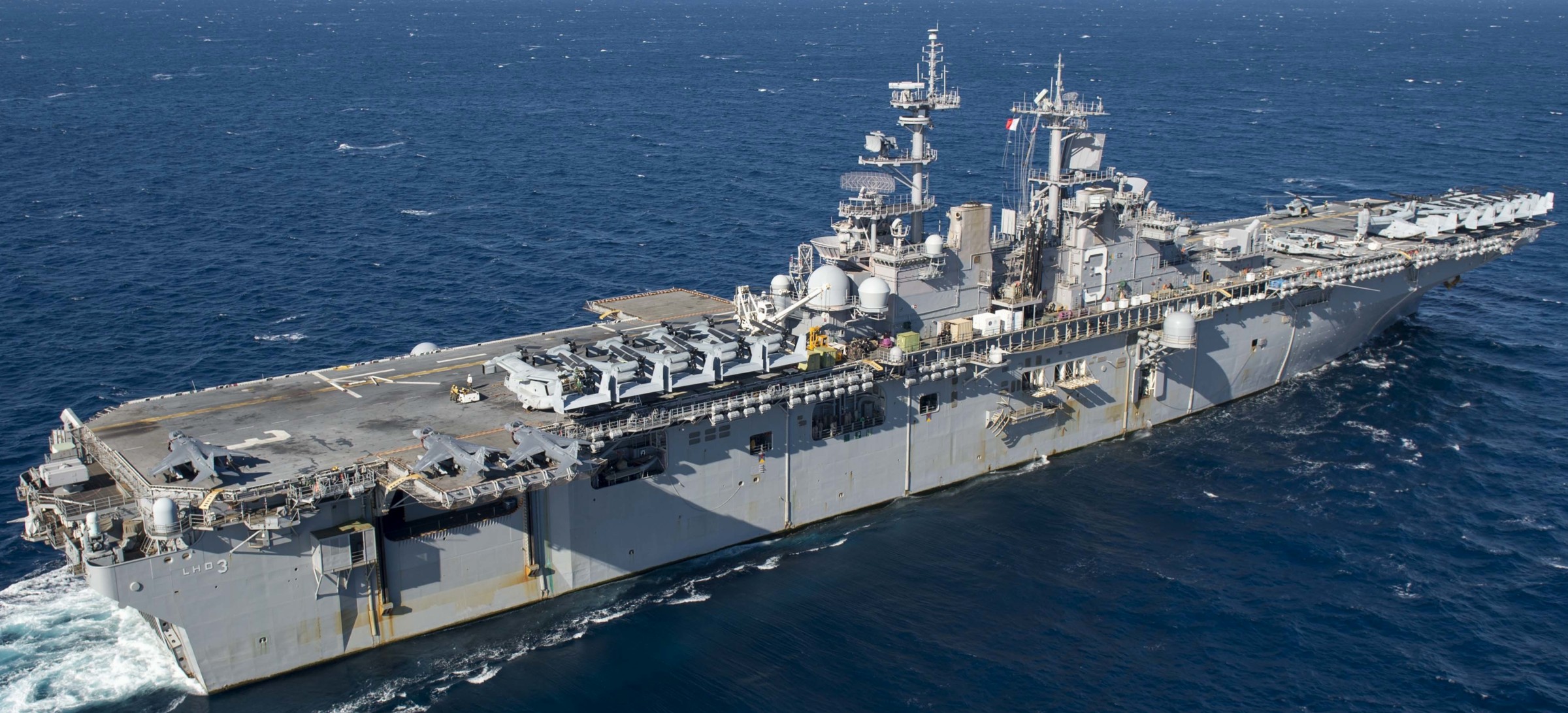 lhd-3 uss kearsarge wasp class amphibious assault ship us navy marines vmm-162 aegean sea 155