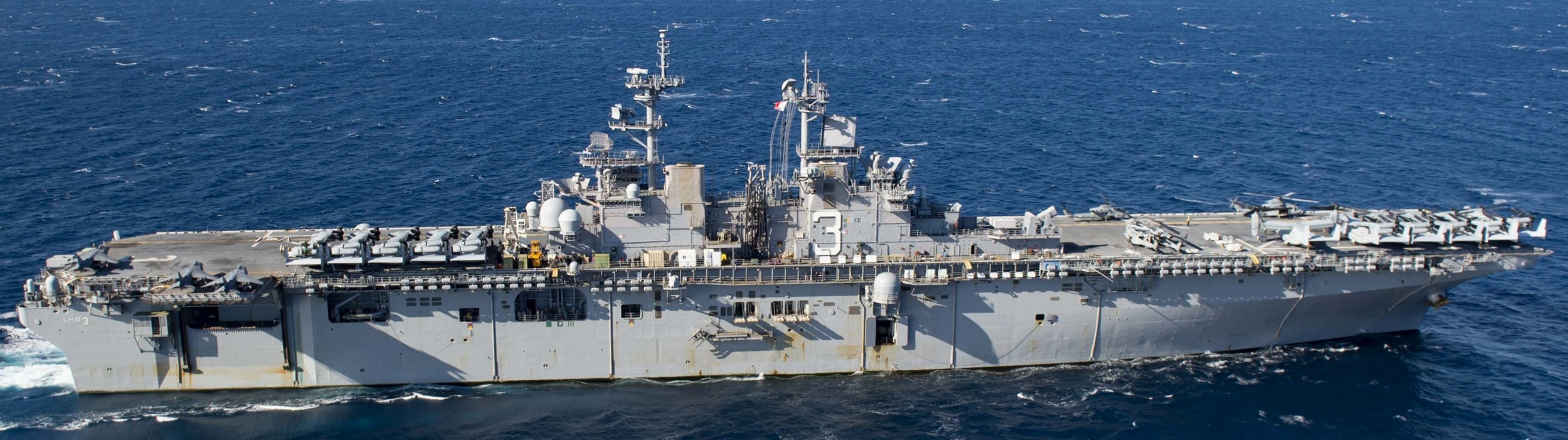 lhd-3 uss kearsarge wasp class amphibious assault ship us navy marines vmm-162 aegean sea 156