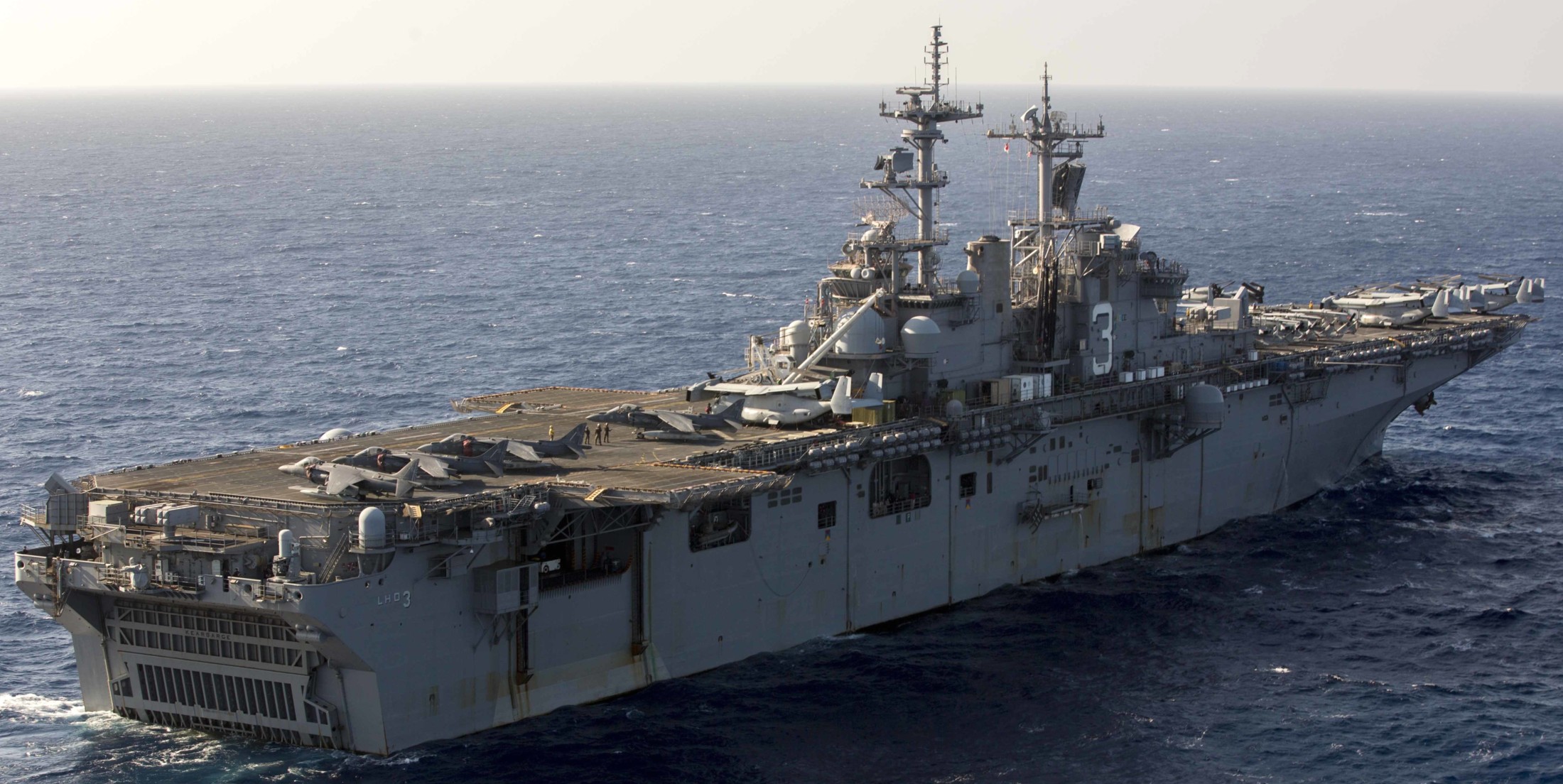 lhd-3 uss kearsarge wasp class amphibious assault ship us navy marines vmm-162 red sea 160