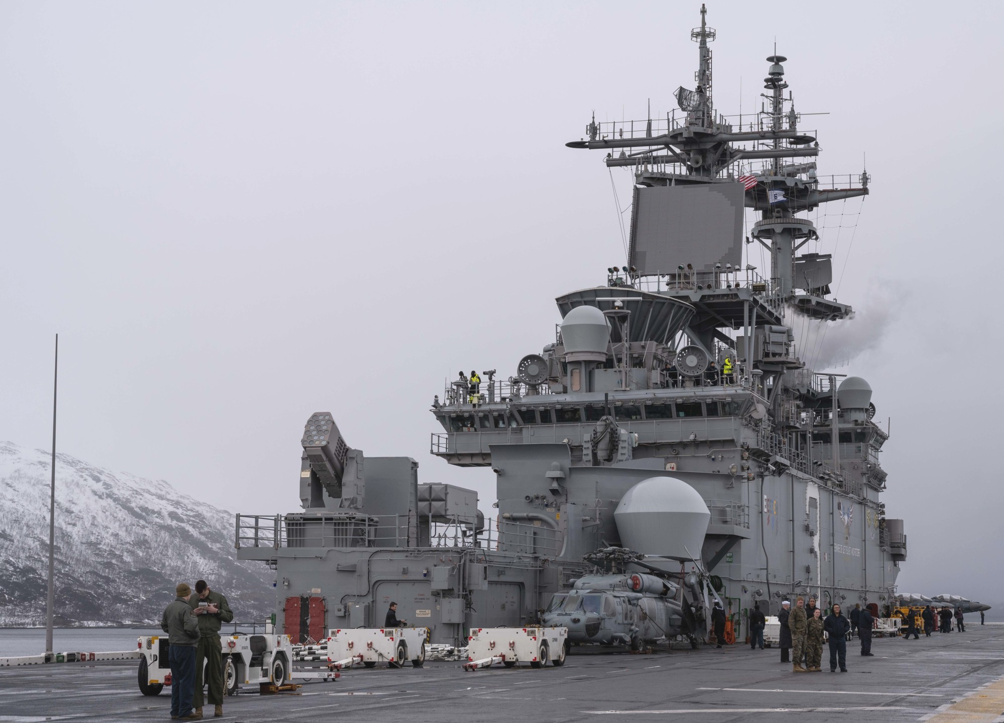 lhd-3 uss kearsarge wasp class amphibious assault ship us navy marines vmm-263 tromso port visit norway 229