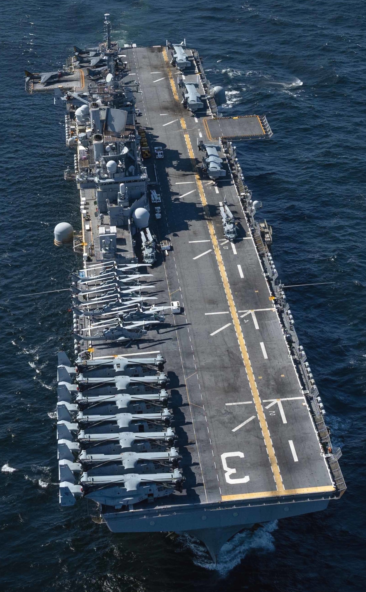 lhd-3 uss kearsarge wasp class amphibious assault ship us navy marines vmm-263 exercise baltops 2022 237