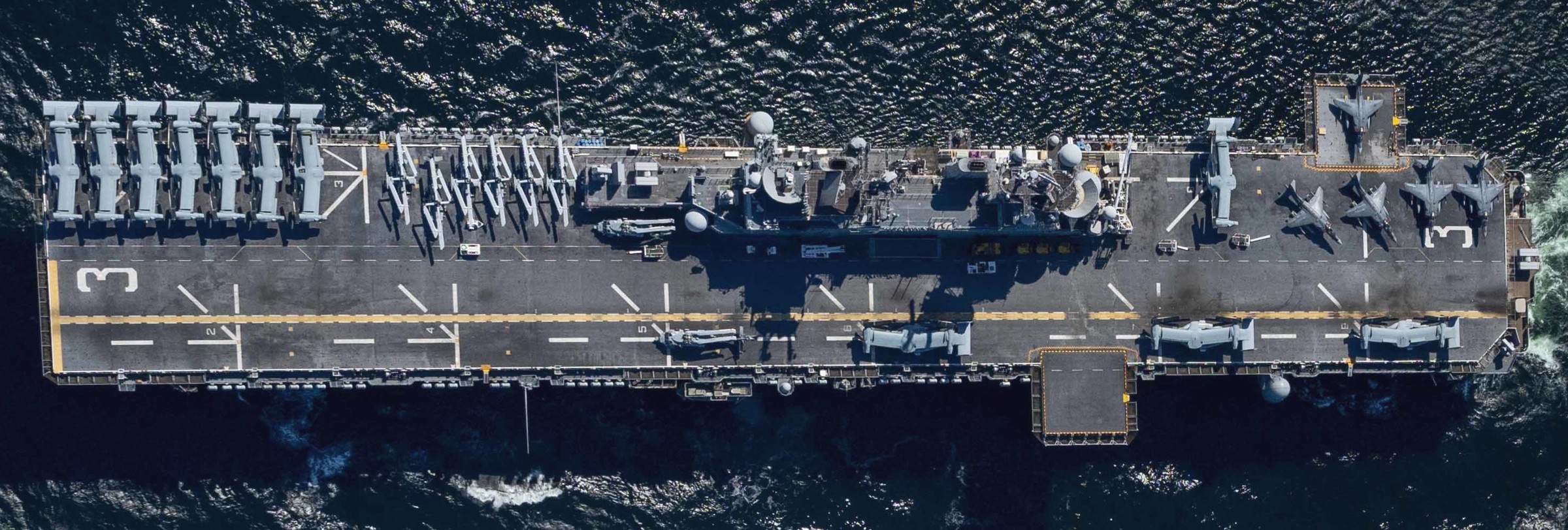 lhd-3 uss kearsarge wasp class amphibious assault ship us navy marines vmm-263 baltops 2022 238