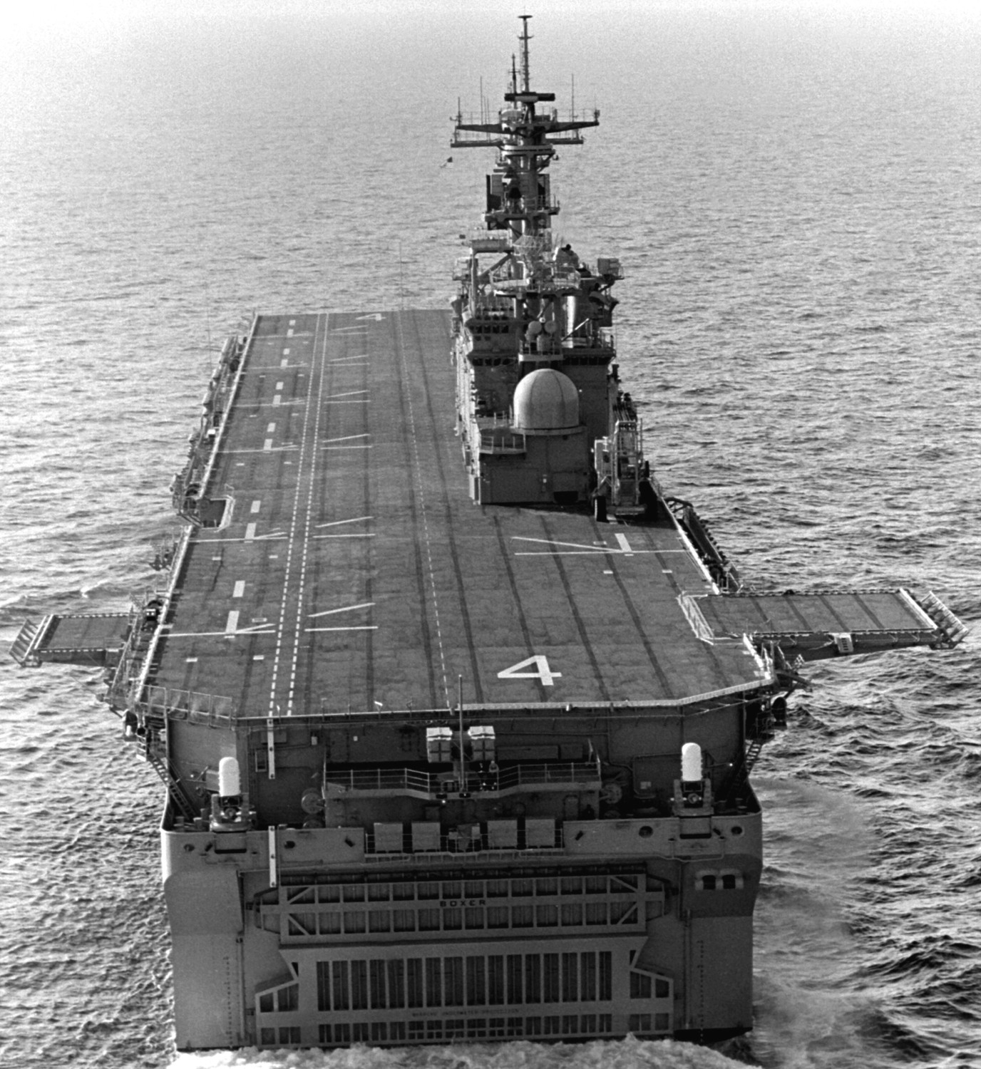 lhd-4 uss boxer wasp class amphibious assault ship dock landing us navy 06