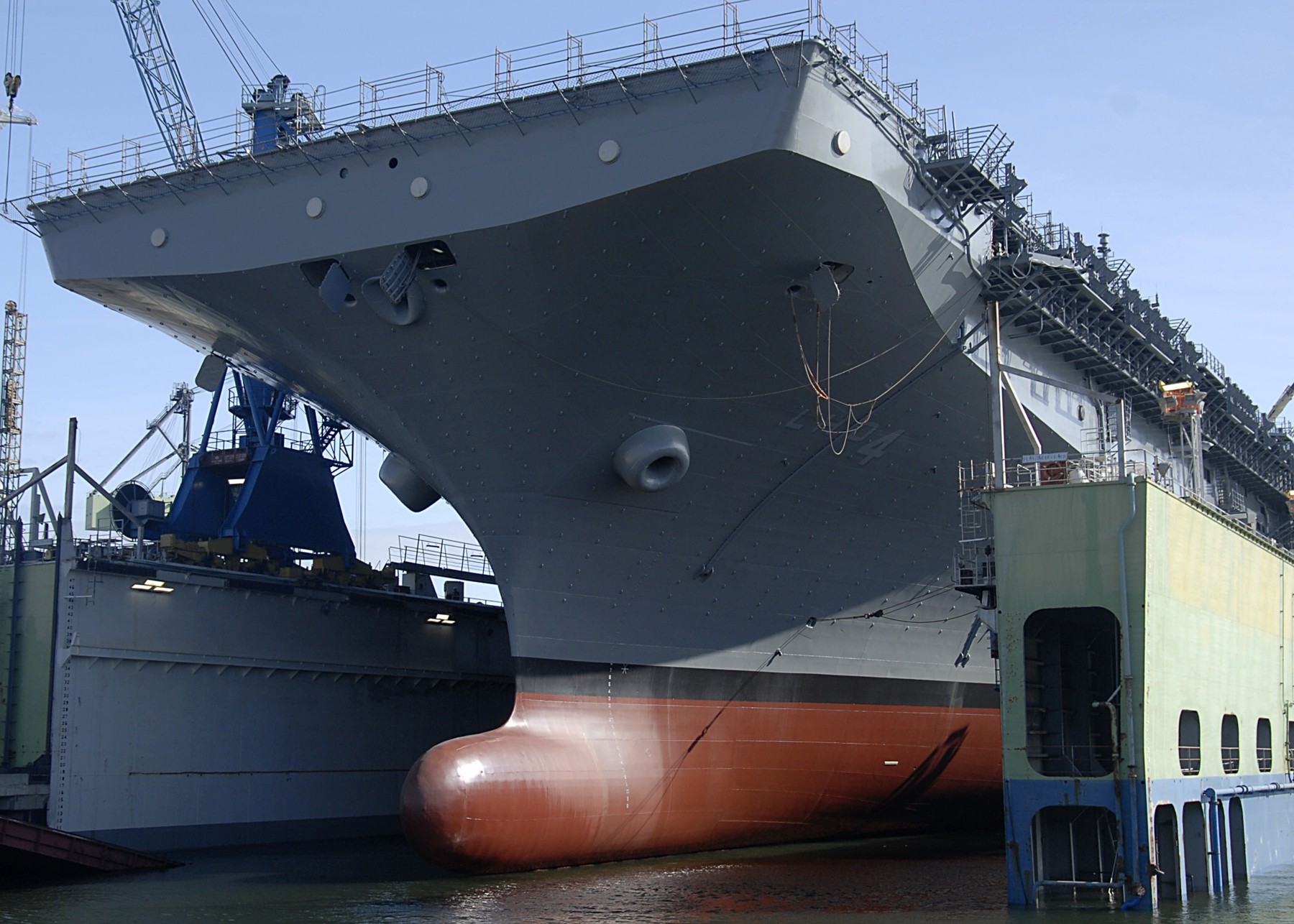 lhd-4 uss boxer wasp class amphibious assault ship dock landing us navy general dynamics nassco san diego 41