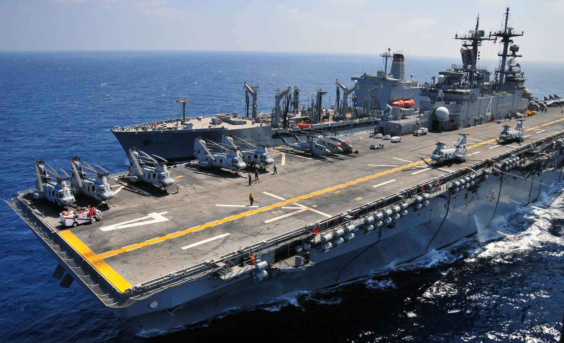 lhd-4 uss boxer wasp class amphibious assault ship dock landing us navy marines hmm-163 arabian sea 56