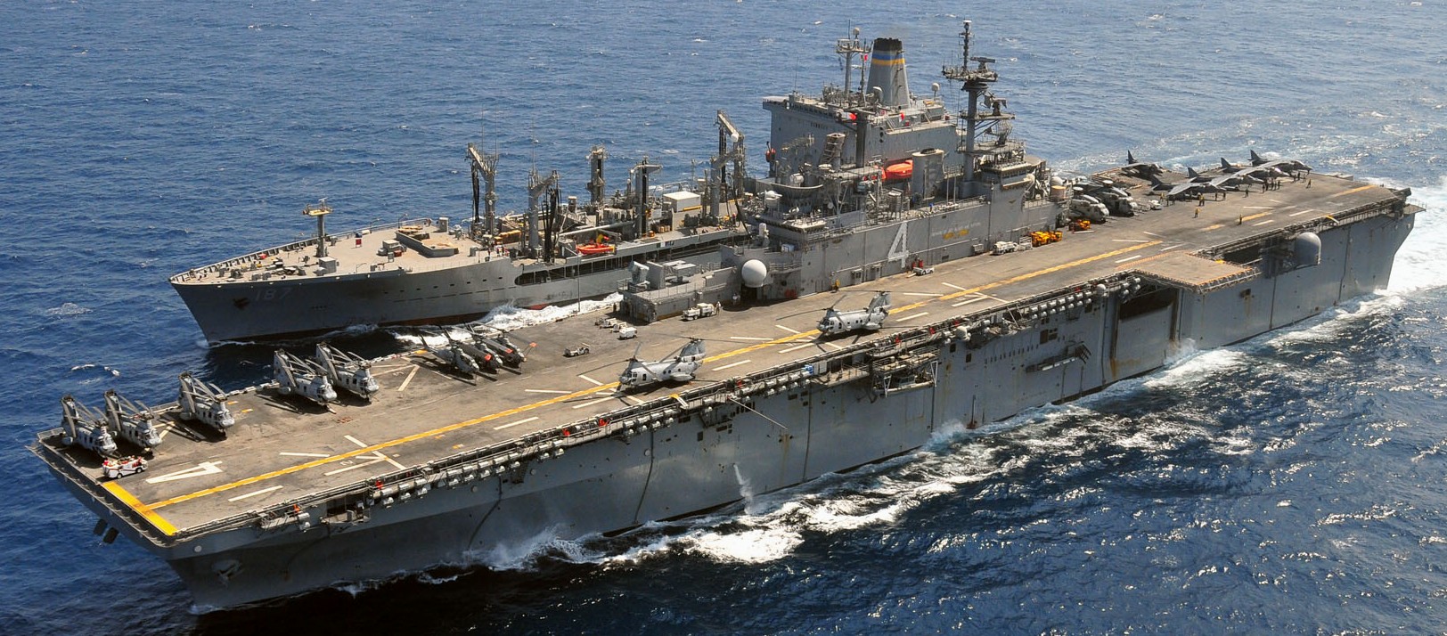 lhd-4 uss boxer wasp class amphibious assault ship dock landing us navy marines hmm-163 arabian sea 58