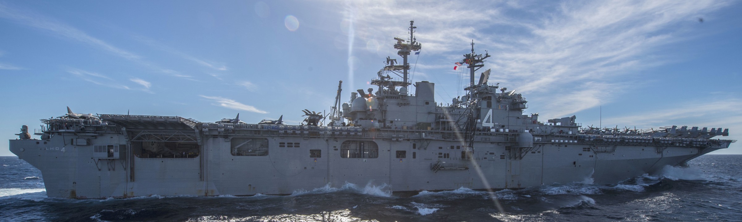 lhd-4 uss boxer wasp class amphibious assault ship dock landing us navy marines vmm-166 104