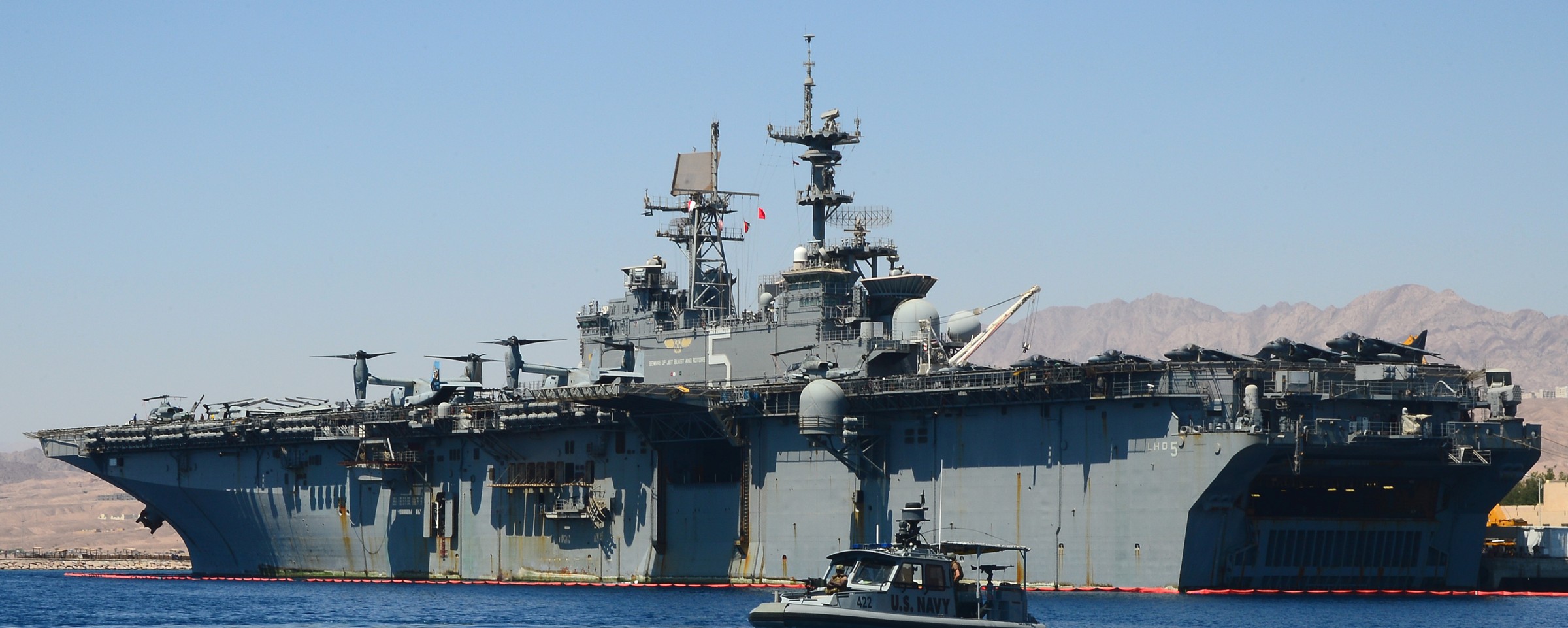 lhd-5 uss bataan wasp class amphibious assault ship dock landing helicopter us navy vmm-263 marines 90