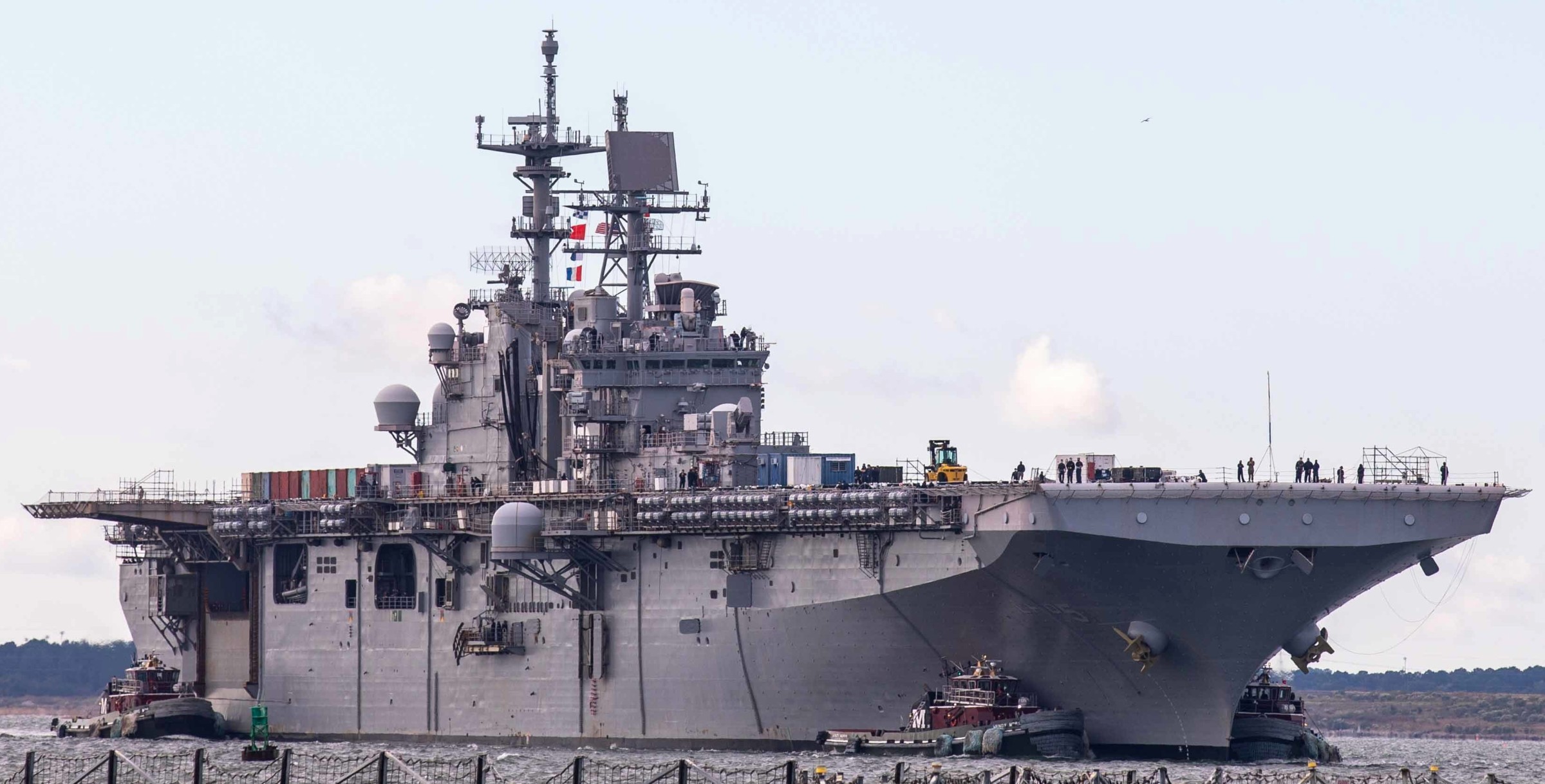 lhd-5 uss bataan wasp class amphibious assault ship dock landing helicopter us navy general dynamics nassco sra 173