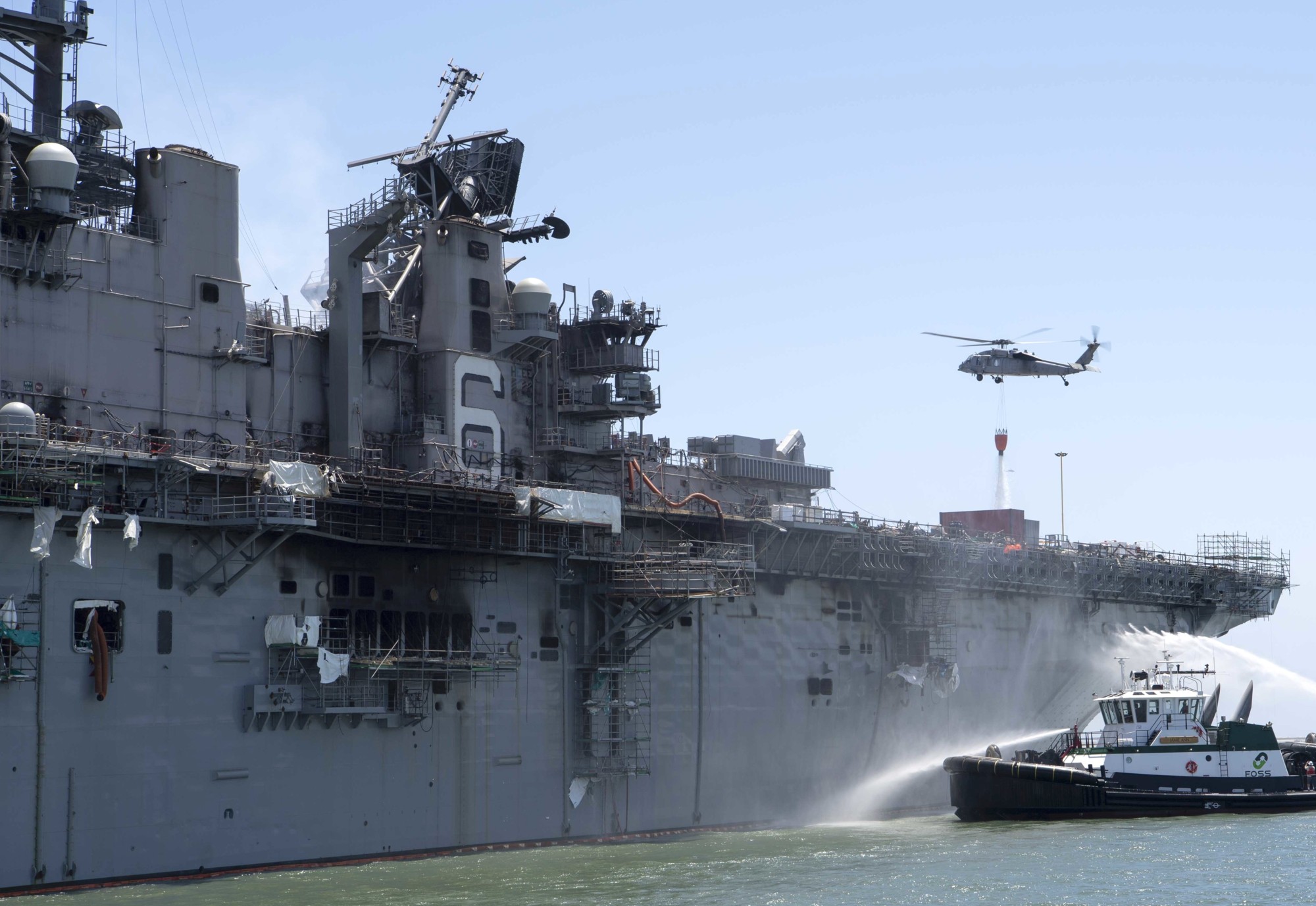 uss bonhomme richard lhd-6 fire naval base san diego amphibious assault landing ship helicopter dock 102