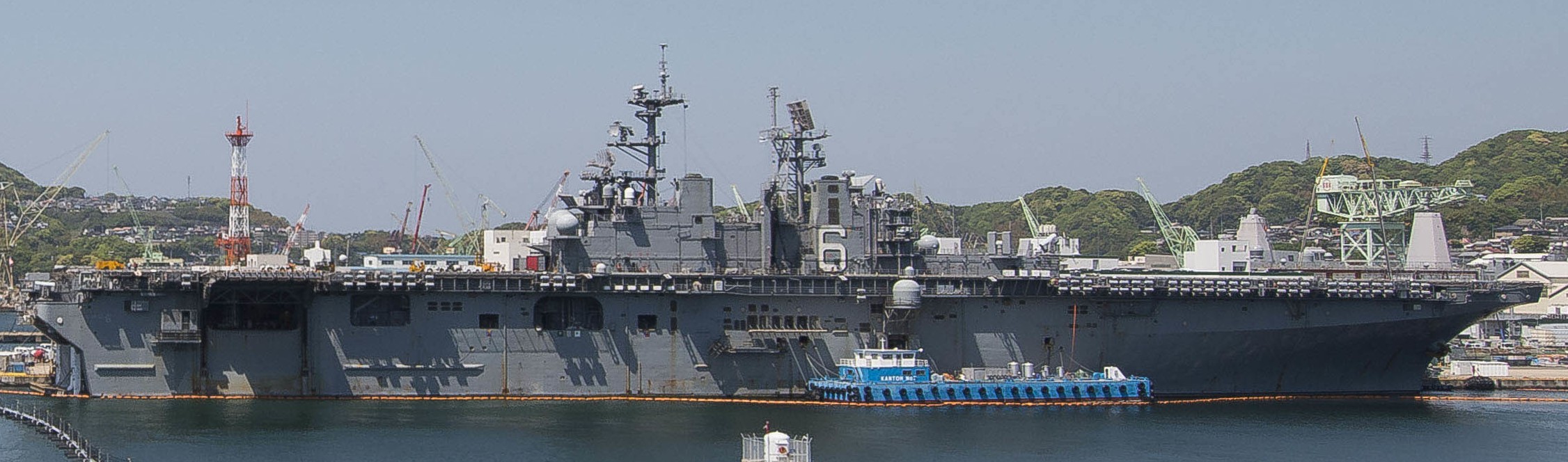 lhd-6 uss bonhomme richard amphibious assault ship landing helicopter dock wasp class us navy sasebo japan 281