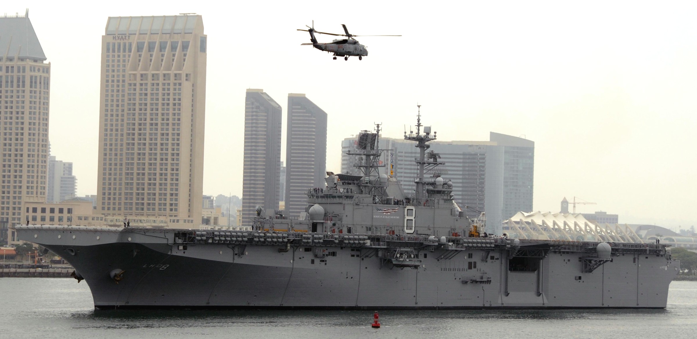 lhd-8 uss makin island amphibious assault ship landing helicopter dock us navy 33