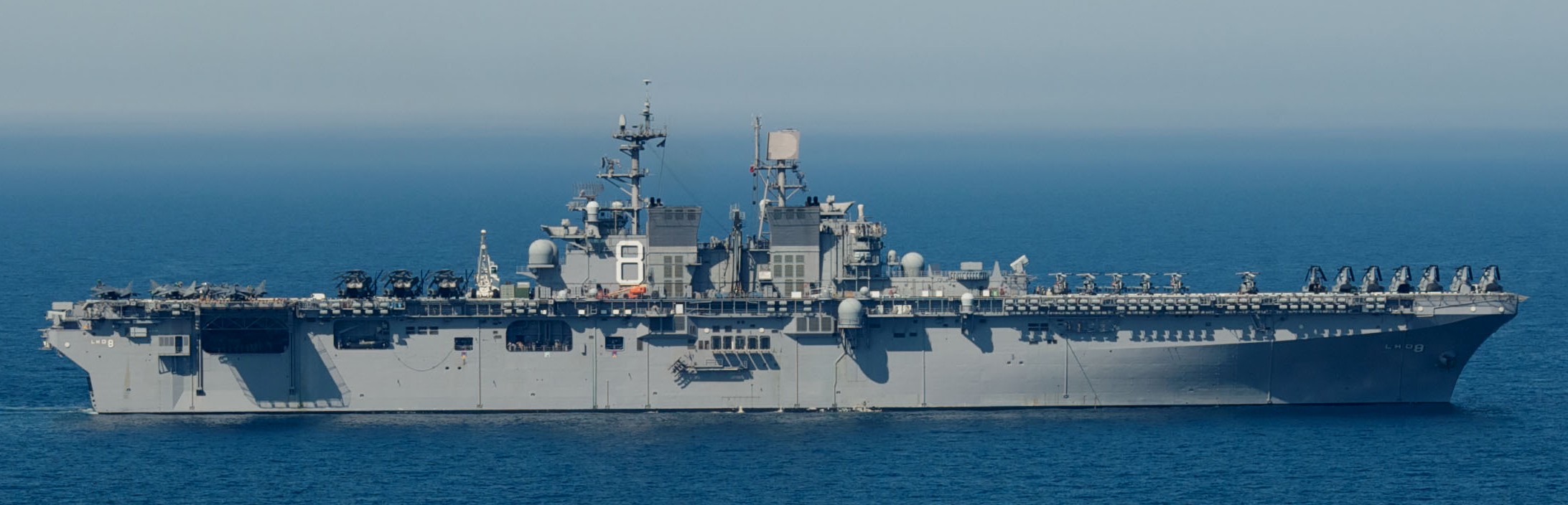 lhd-8 uss makin island amphibious assault ship landing helicopter dock us navy hmm-268 marines 40