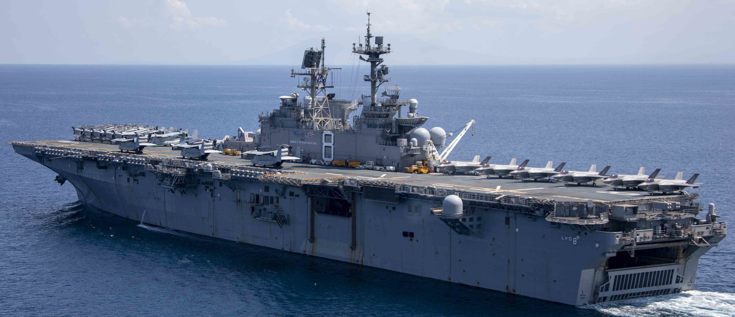 lhd-8 uss makin island amphibious assault ship landing helicopter dock us navy vmm-362 marines carat java sea 170