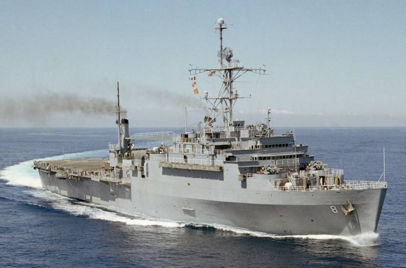 Austin class amphibious transport dock LPD-8 USS Dubuque