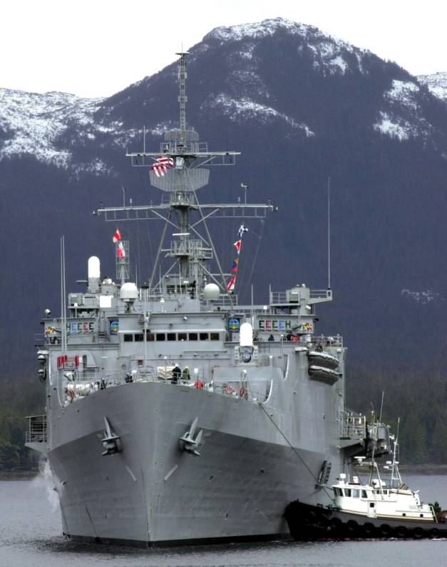Austin class amphibious transport dock LPD-5 USS Ogden