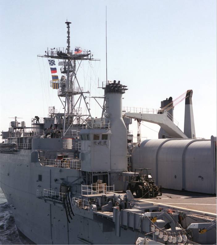 Austin class amphibious transport dock LPD-14 USS Trenton