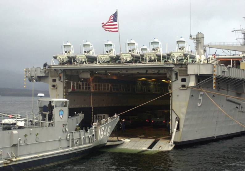 Austin class amphibious transport dock USS Ogden LPD-5 well deck stern gate lcu
