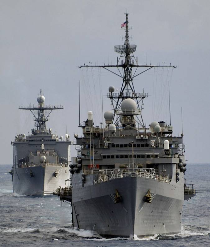 USS Juneau LPD-10 and USS Harpers Ferry LSD-49