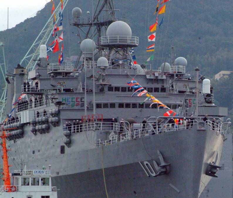 LPD-10 USS Juneau Sasebo Japan 2006