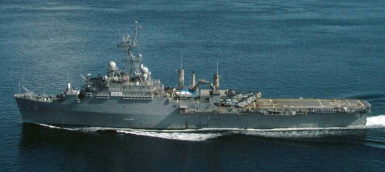 LPD-10 USS Juneau Philippines 2006