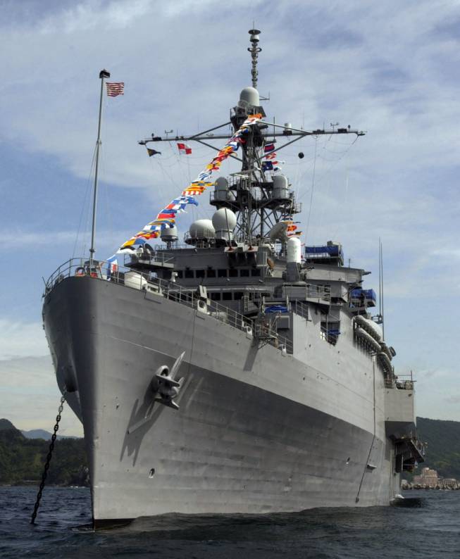 LPD AGF-11 USS Coronado Austin class amphibious transport dock landing ship Lockheed shipbuilding and construction Seattle