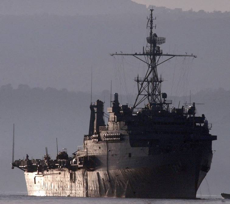 LPD-12 USS Shreveport Souda Bay 2007