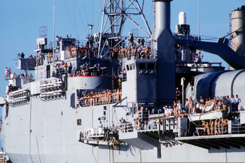 LPD-12 USS Shreveport Morehead City North Carolina 1991