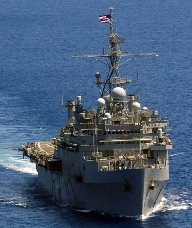 LPD-13 USS Nashville