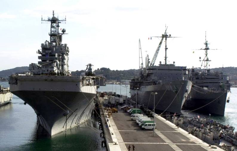 LPD-13 USS Nashville LHA-4 USS Nassau AS-39 USS Emory S. Land Toulon France 2001