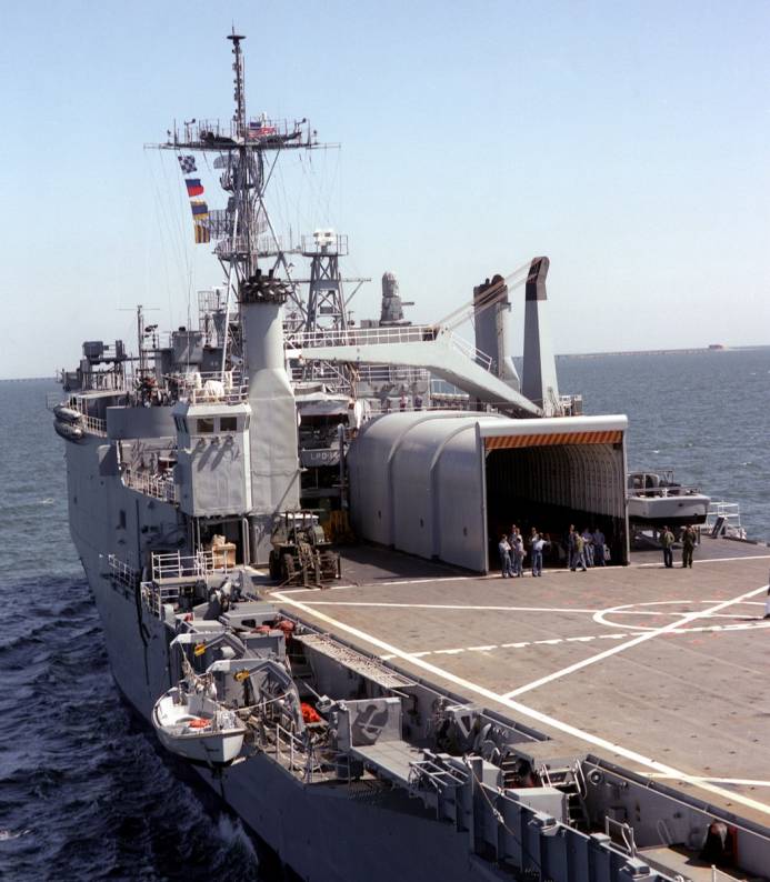 LPD-14 USS Trenton