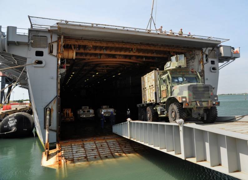 LPD-15 USS Ponce 26MEU offload Morehead City North Carolina 2011