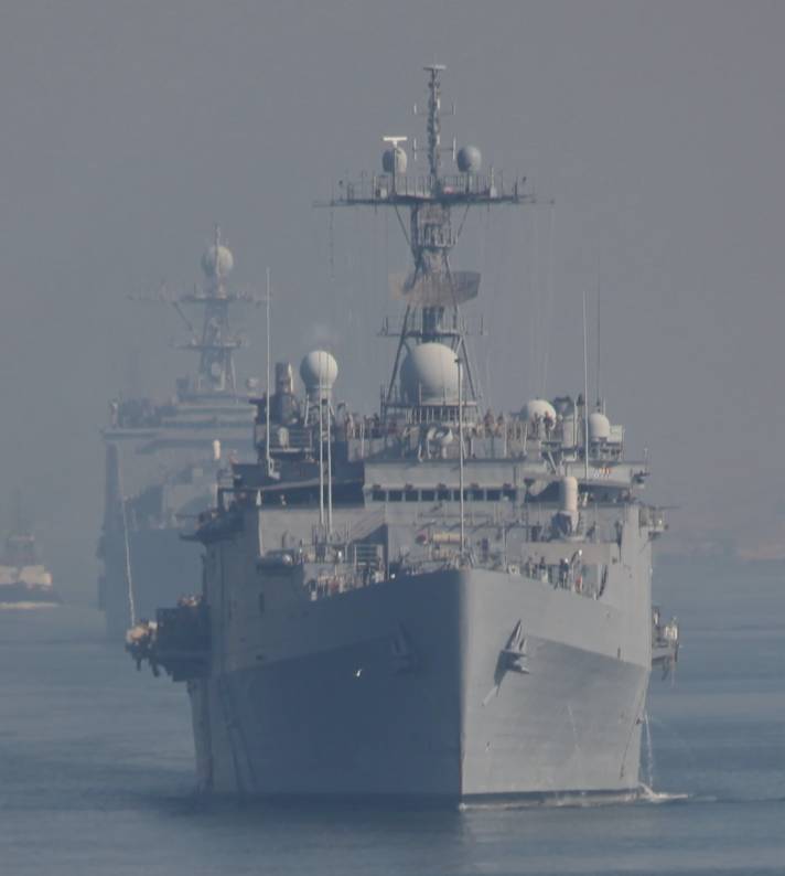 LPD-15 USS Ponce transits the Suez Canal 2010