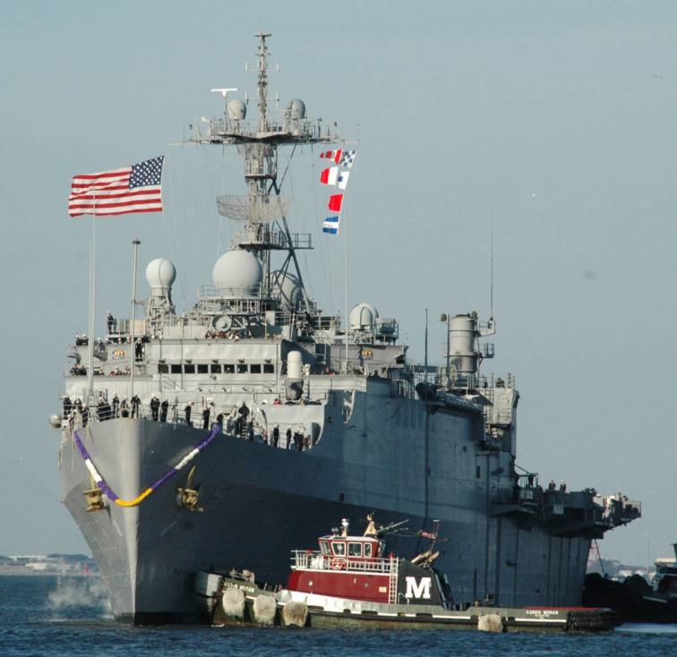 LPD-15 USS Ponce Norfolk Virginia 2009