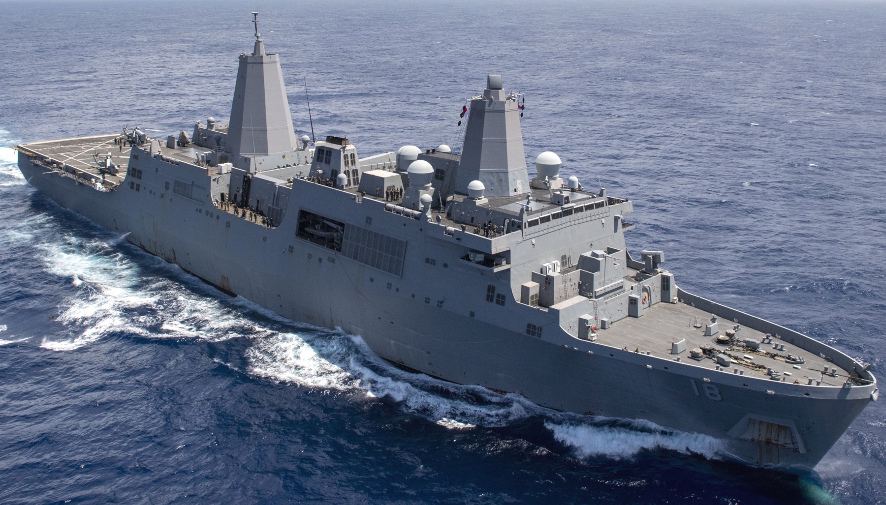 lpd-18 uss new orleans san antonio class amphibious transport dock landing ship us navy 85