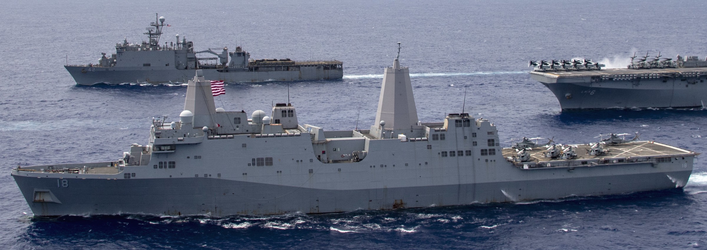 lpd-18 uss new orleans san antonio class amphibious transport dock landing ship us navy 94