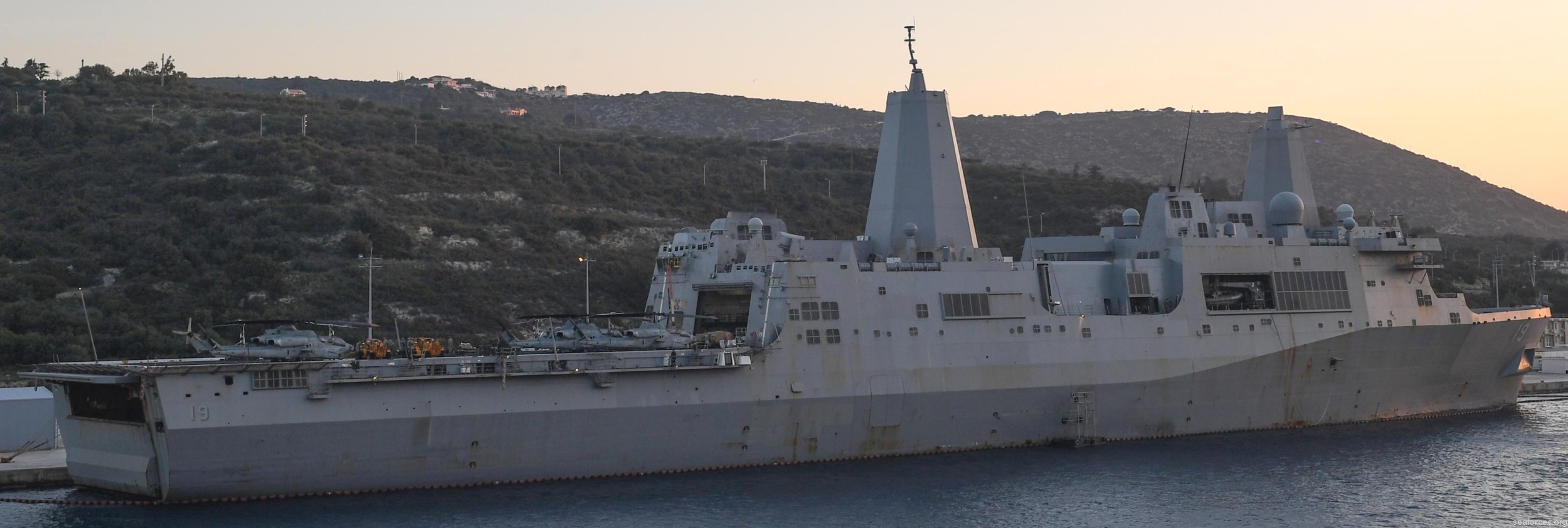 lpd-19 uss mesa verde san antonio class amphibious transport dock 05 souda bay crete greece
