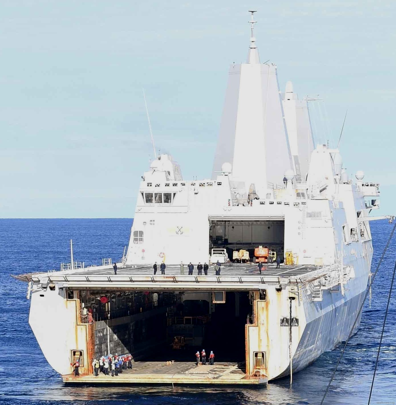 san antonio class amphibious transport dock ship landing platform navy 14x