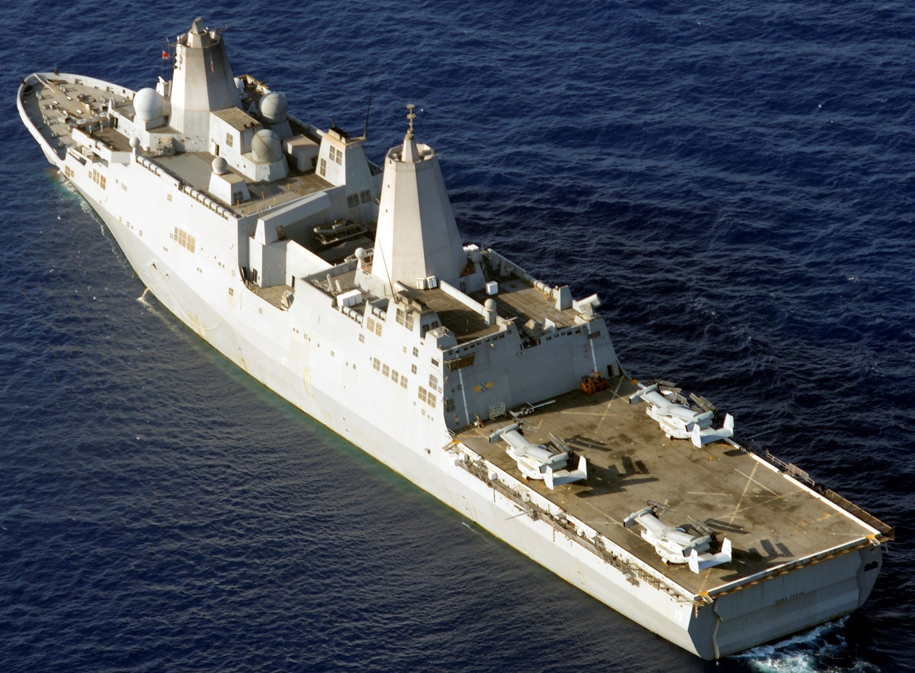 lpd-19 uss mesa verde san antonio class amphibious transport dock landing ship us navy 26