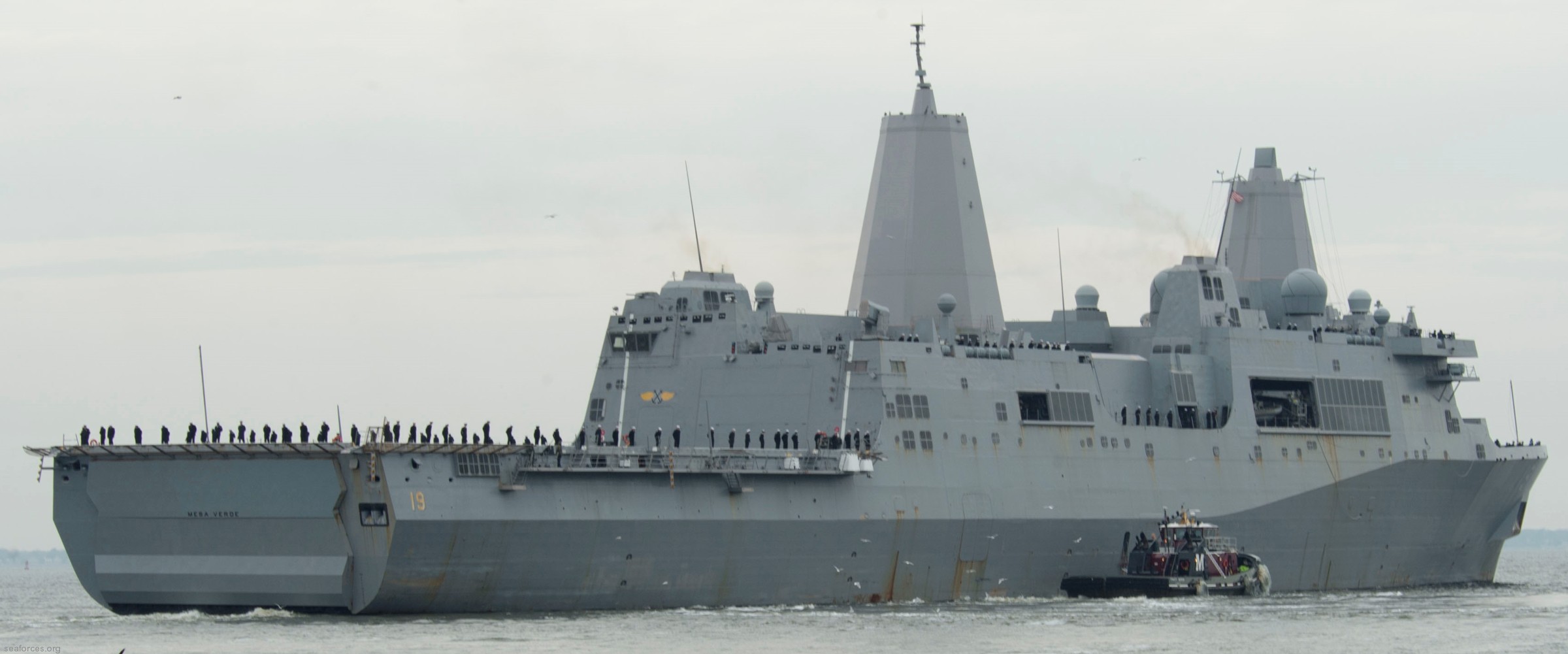 lpd-19 uss mesa verde san antonio class amphibious transport dock 30