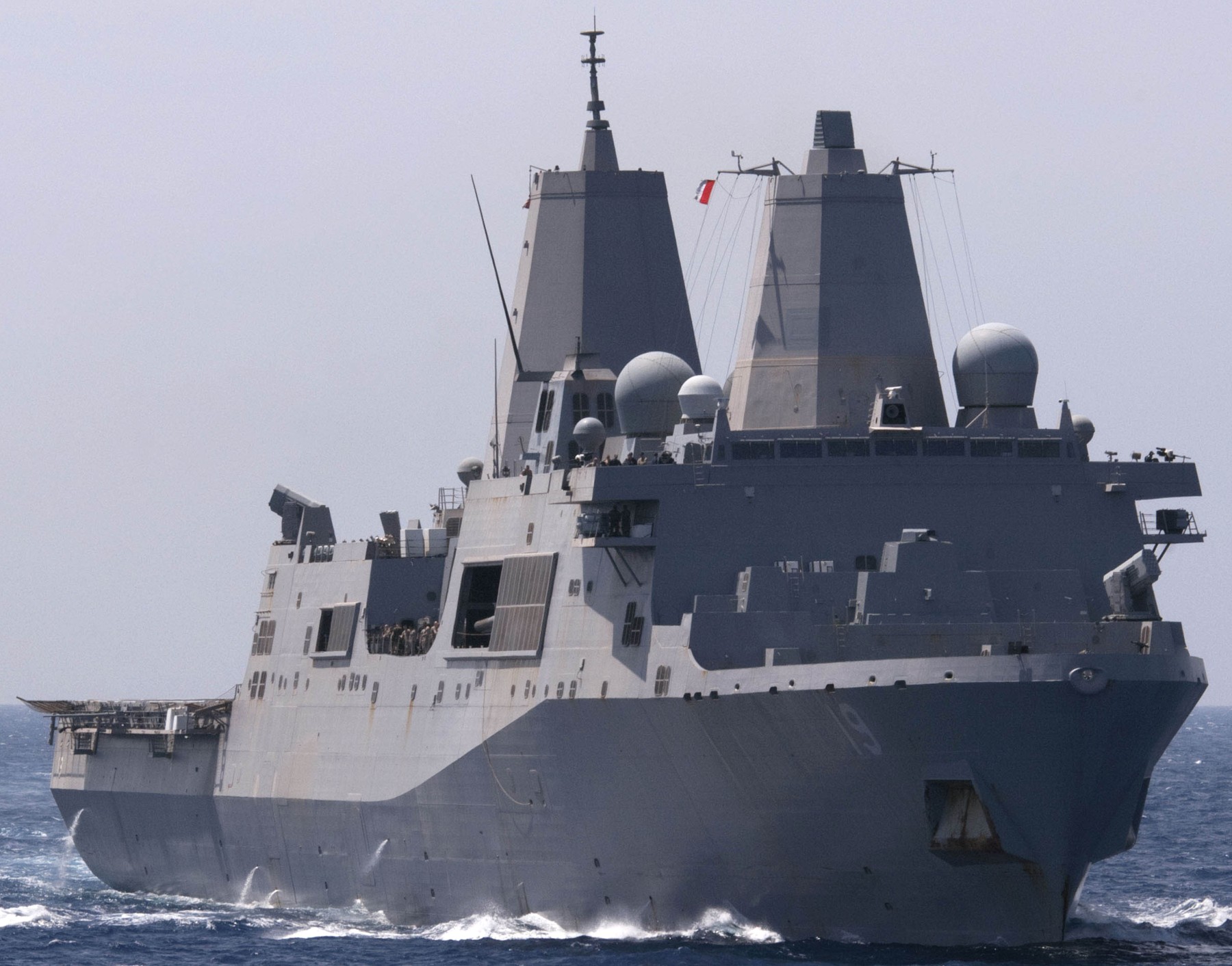 lpd-19 uss mesa verde san antonio class amphibious transport dock landing ship us navy mediterranean sea 42