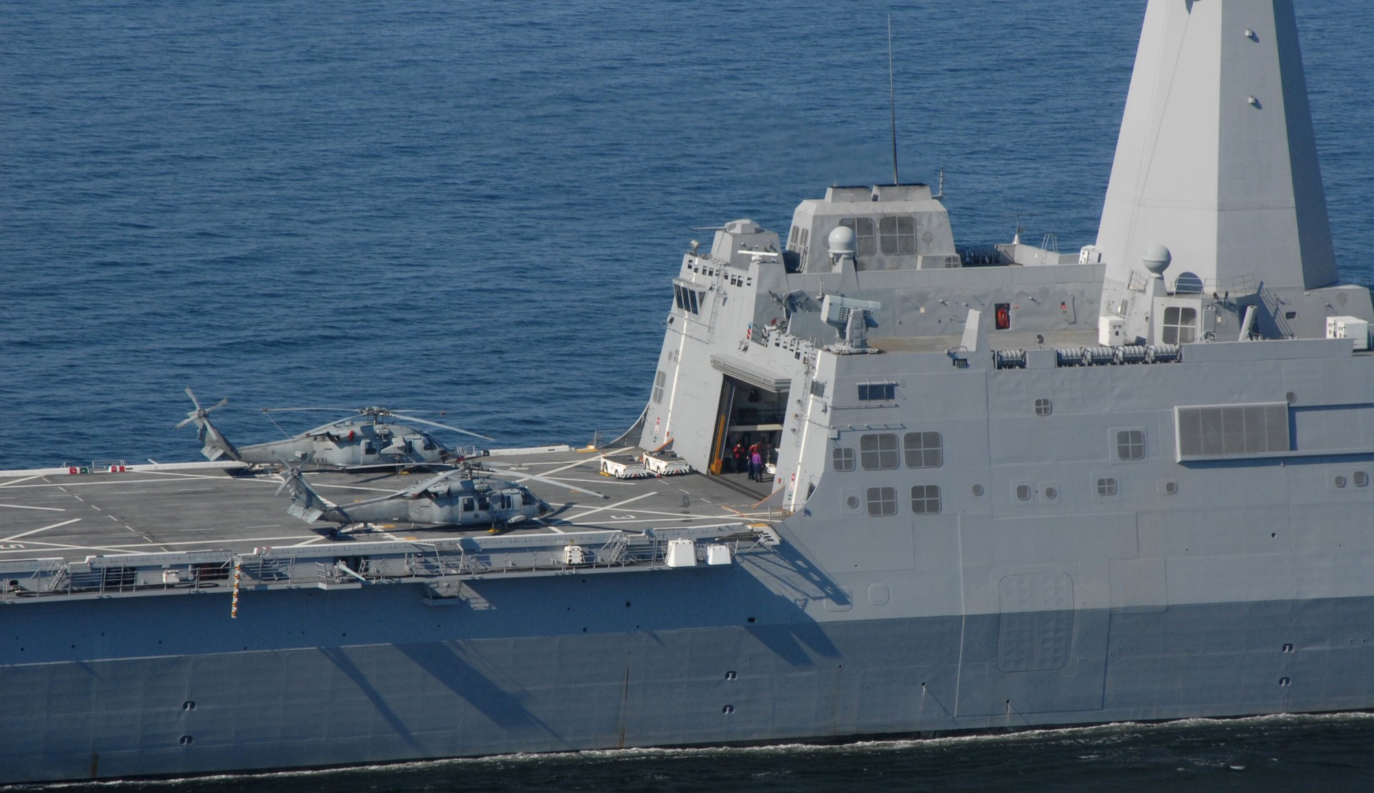 lpd-19 uss mesa verde san antonio class amphibious transport dock landing ship us navy 65
