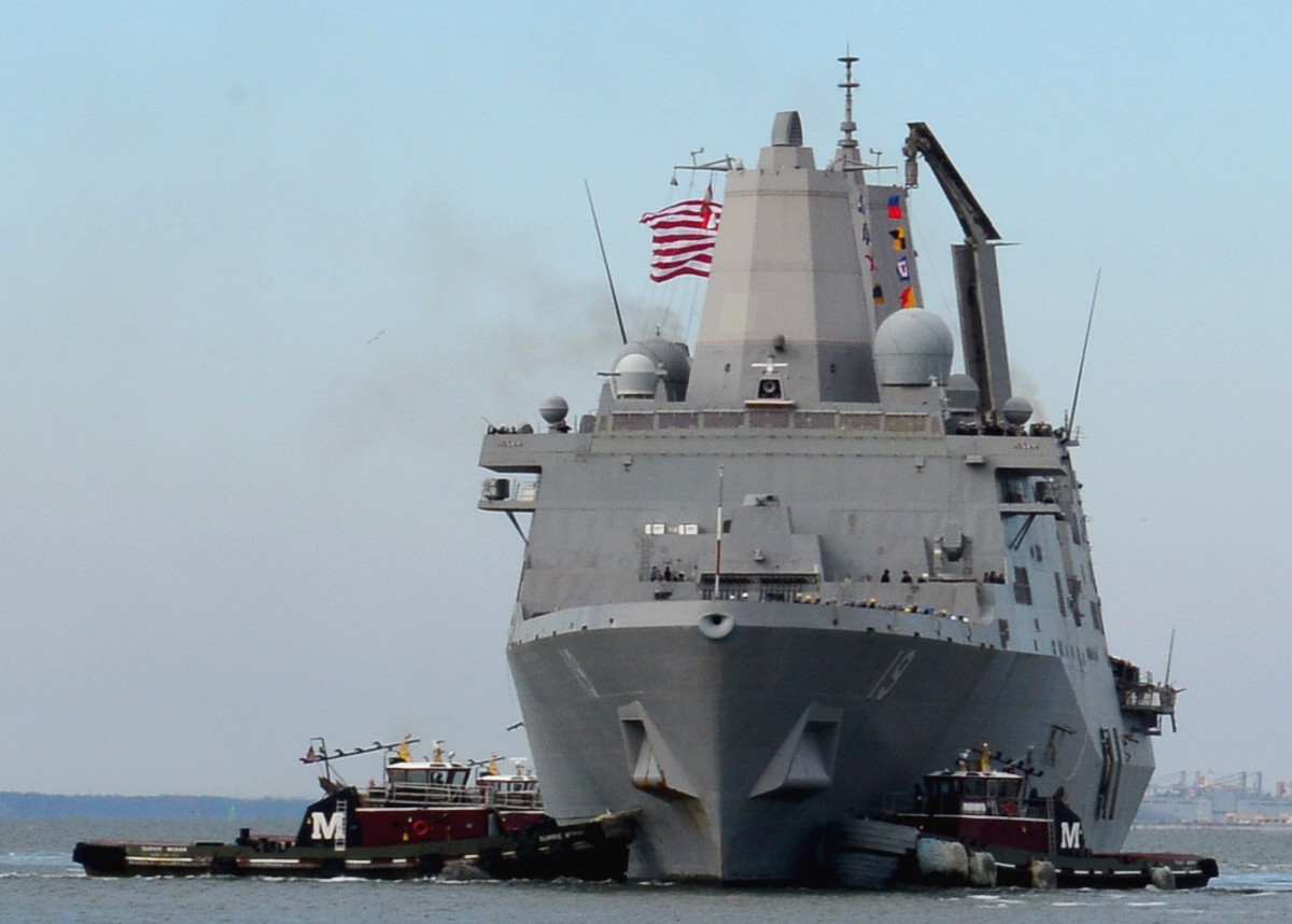 lpd-19 uss mesa verde san antonio class amphibious transport dock landing ship us navy returning naval station norfolk 80