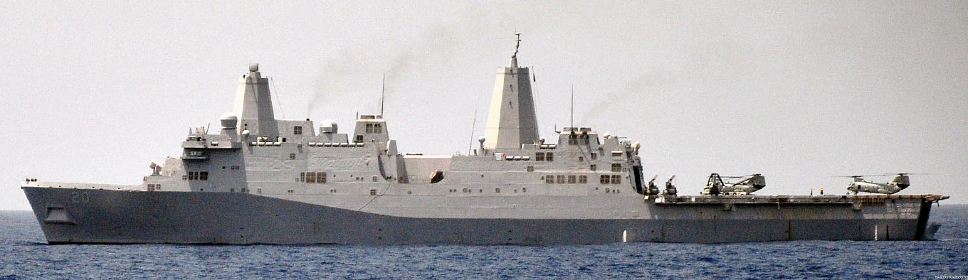 lpd-20 uss green bay san antonio class amphibious transport dock landing ship 87