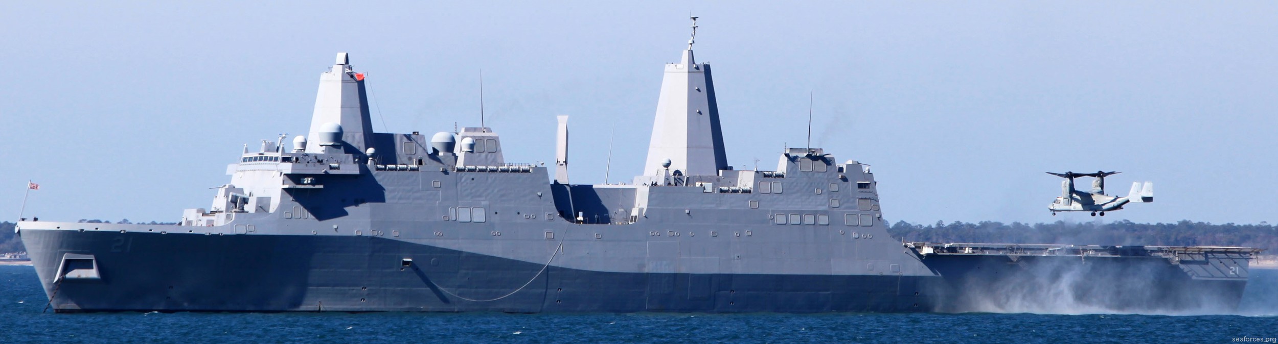lpd-21 uss new york san antonio class amphibious transport dock ship navy 60