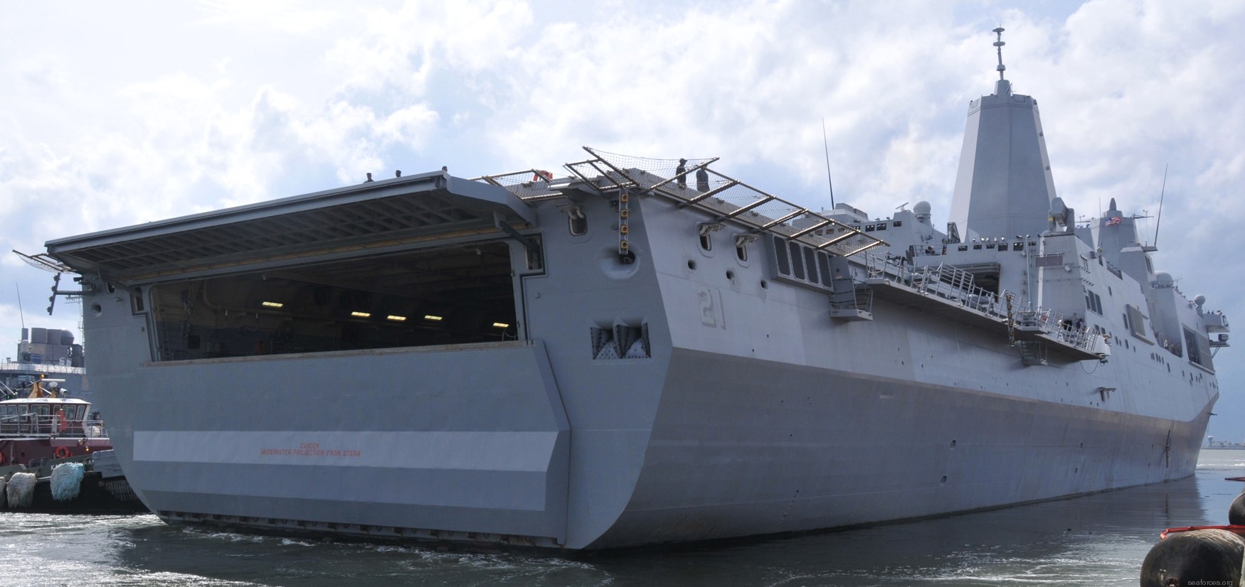 lpd-21 uss new york san antonio class amphibious transport dock ship navy 65 norfolk virginia