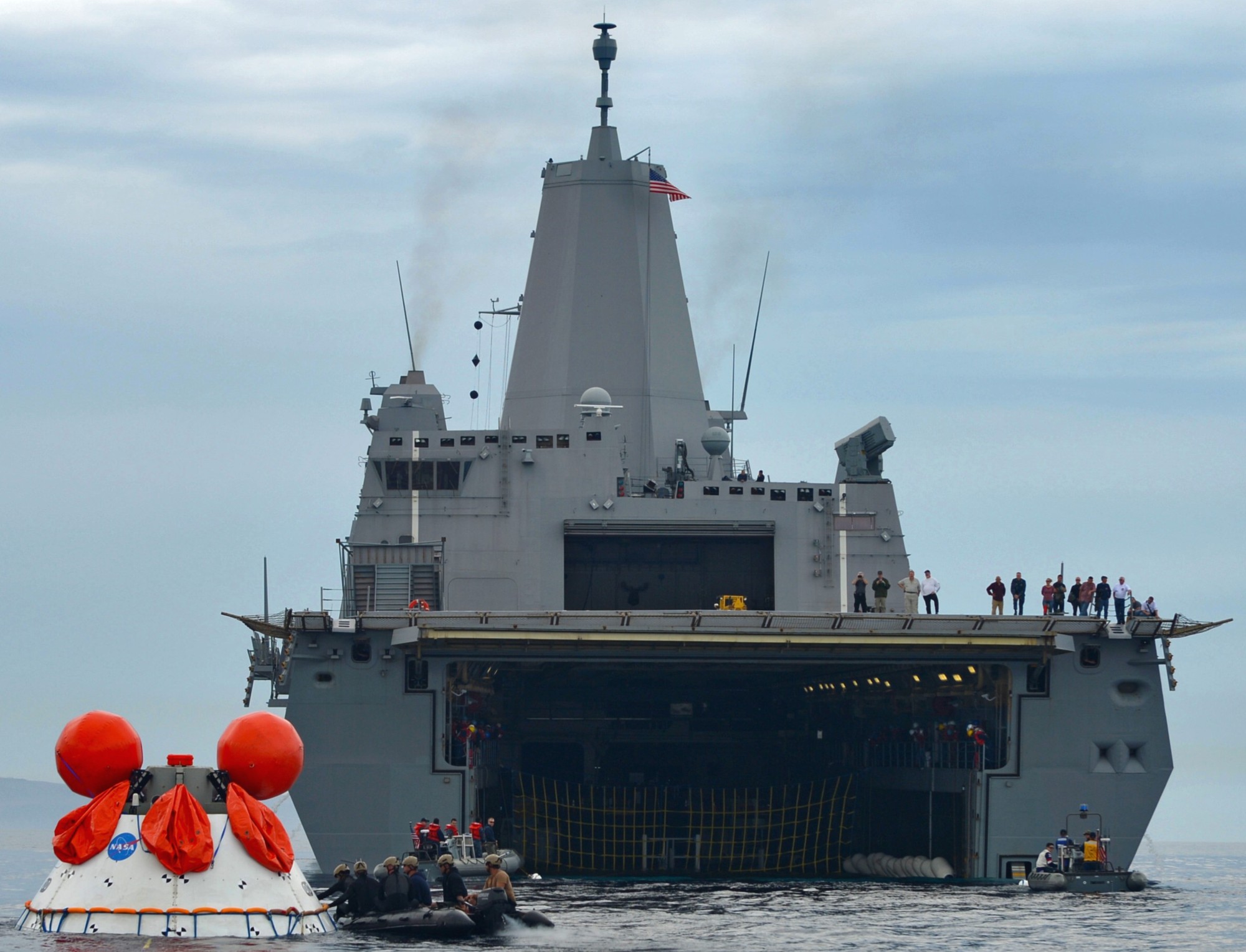 lpd-23 uss anchorage san antonio class amphibious transport dock landing ship us navy 47