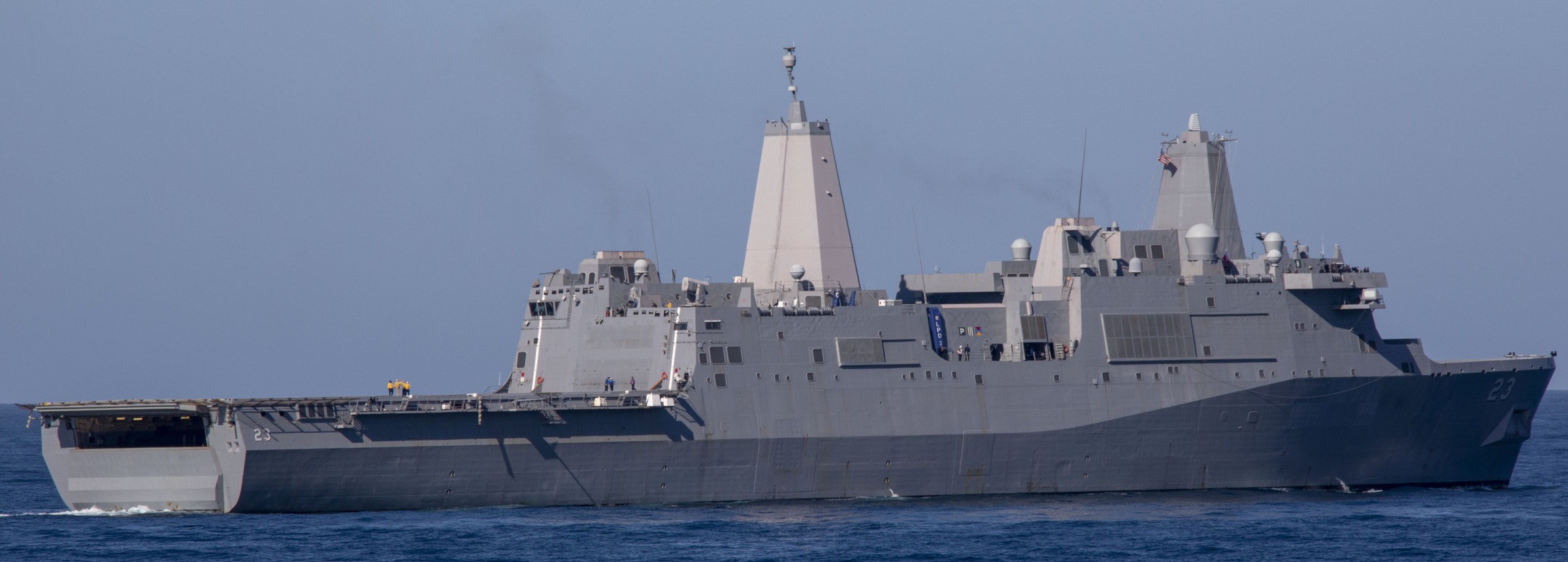 lpd-23 uss anchorage san antonio class amphibious transport dock landing ship us navy 124