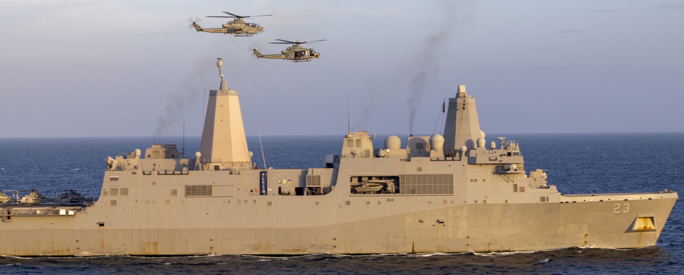 lpd-23 uss anchorage san antonio class amphibious transport dock landing ship us navy indian ocean 136